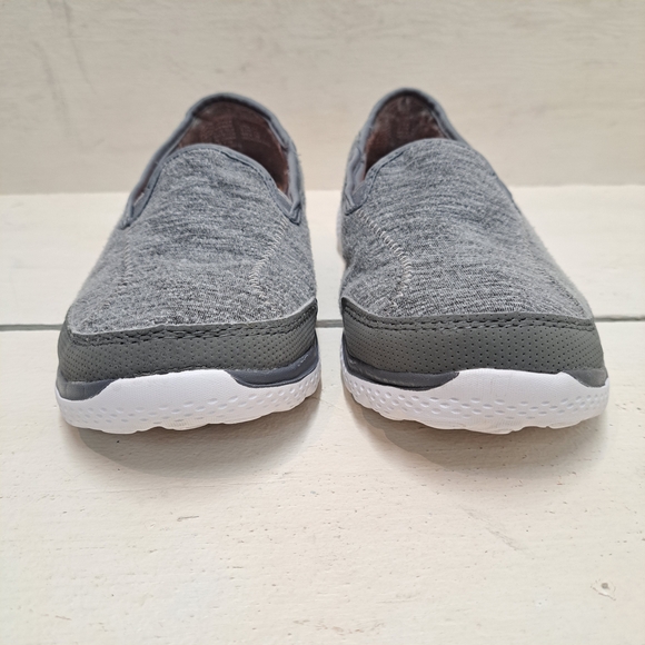 Danskin Comfort Thick Foam Gray Slip On Shoes Women's Size 11 Wide - Picture 1 of 9